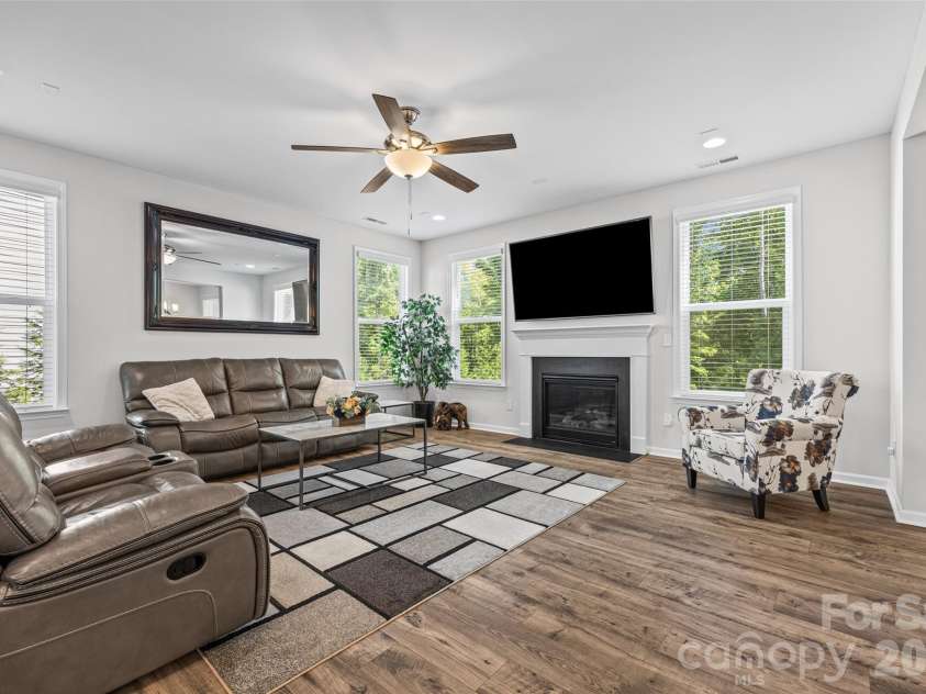4050 Brandywine Terrace, Lancaster, SC 29720.  MLS# CAR4417845, YatesRealty ID 48403. 