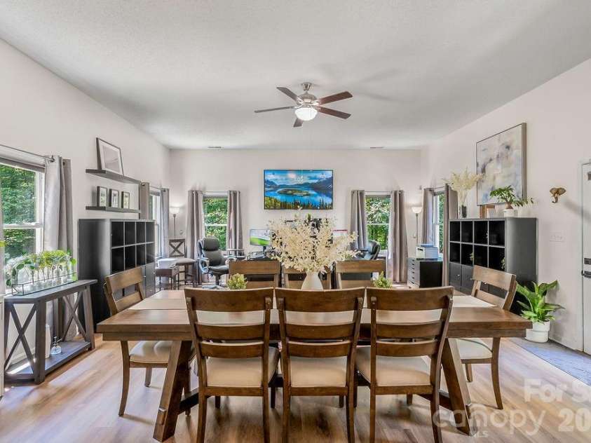 309 Treeline Drive, Belmont, NC 28012.  MLS# CAR4421076, YatesRealty ID 48407. 