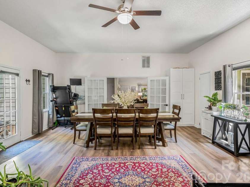 309 Treeline Drive, Belmont, NC 28012.  MLS# CAR4421076, YatesRealty ID 48407. 