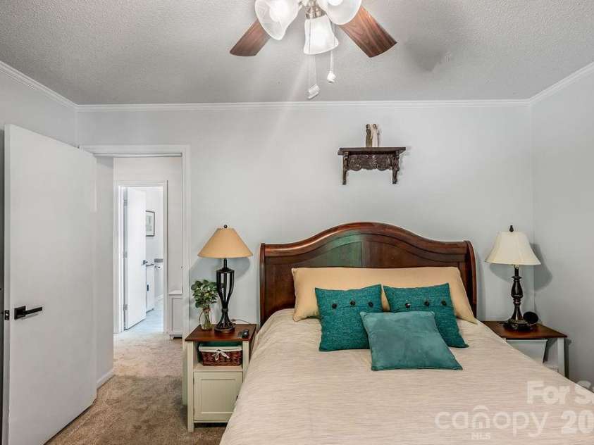 309 Treeline Drive, Belmont, NC 28012.  MLS# CAR4421076, YatesRealty ID 48407. 
