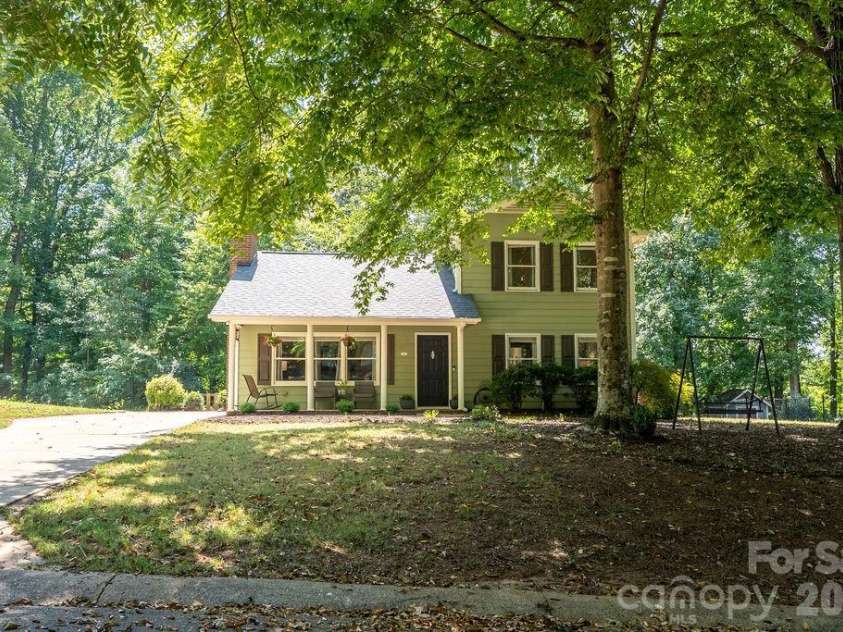 309 Treeline Drive, Belmont, NC 28012.  MLS# CAR4421076, YatesRealty ID 48407. 