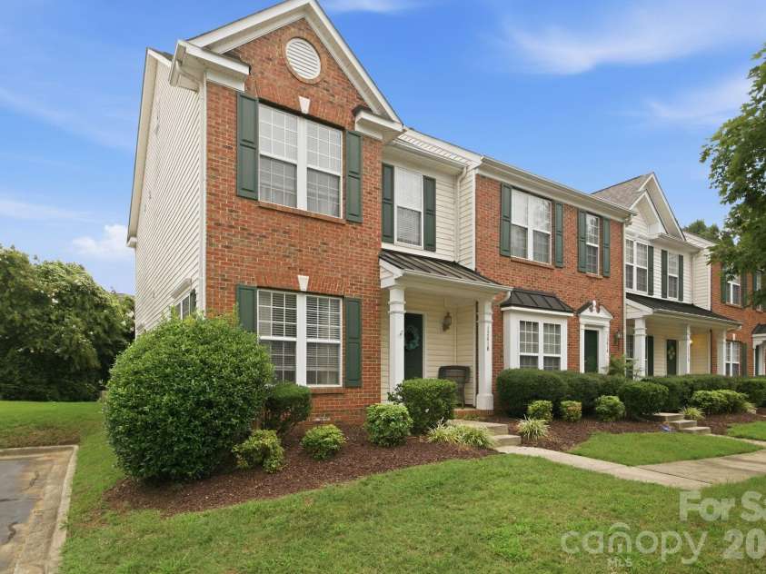12418 Blossoming Court, Charlotte, NC 28273.  MLS# CAR4410011, YatesRealty ID 48411. 
