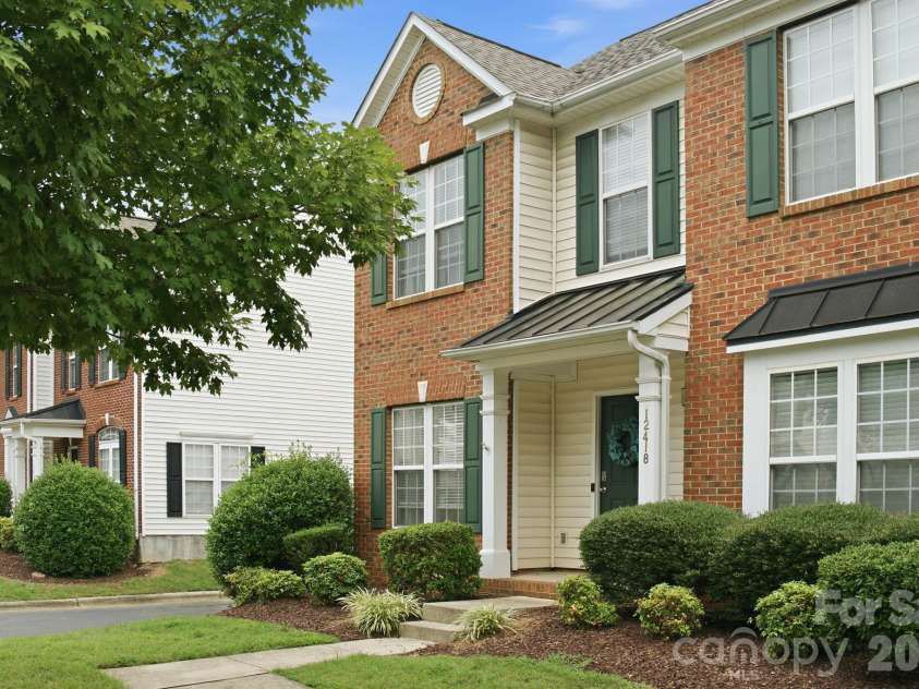 12418 Blossoming Court, Charlotte, NC 28273.  MLS# CAR4410011, YatesRealty ID 48411. 