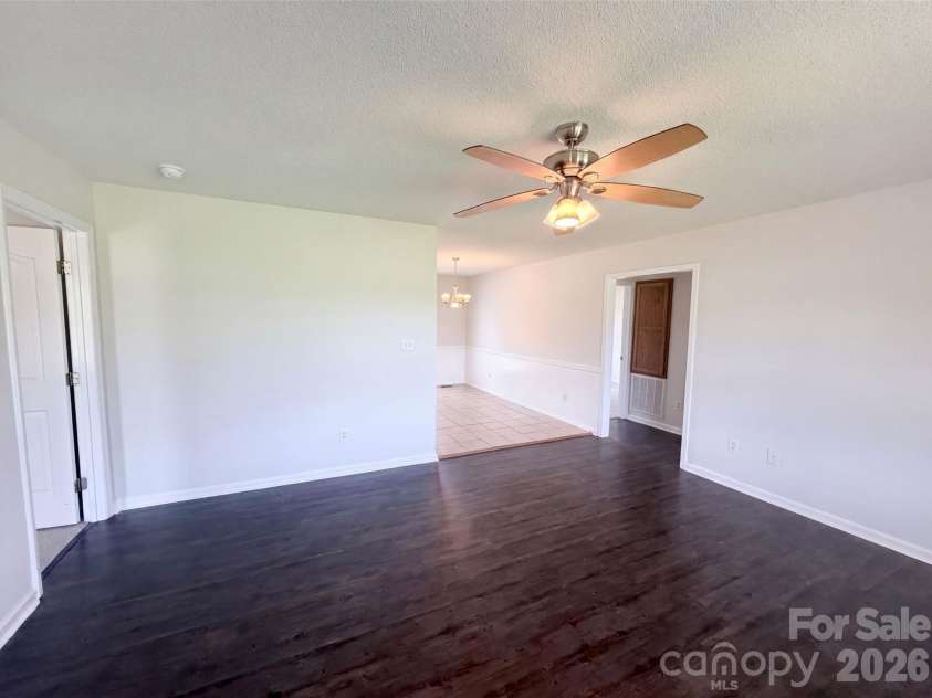 2243 Mintew Circle, Lincolnton, NC 28092.  MLS# CAR4412571, YatesRealty ID 48413. 