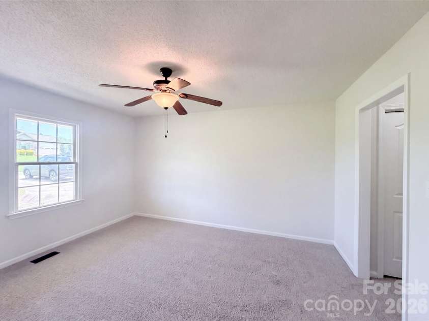 2243 Mintew Circle, Lincolnton, NC 28092.  MLS# CAR4412571, YatesRealty ID 48413. 
