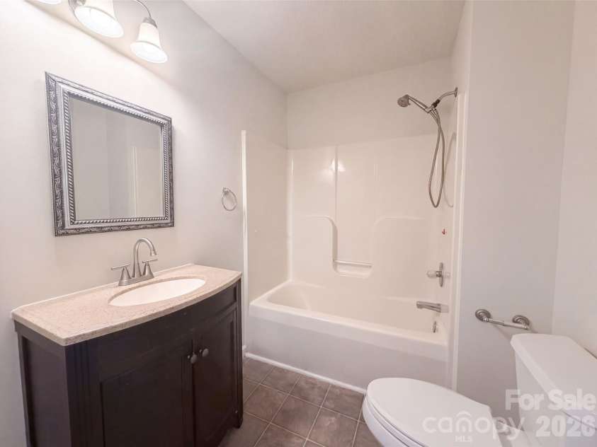2243 Mintew Circle, Lincolnton, NC 28092.  MLS# CAR4412571, YatesRealty ID 48413. 