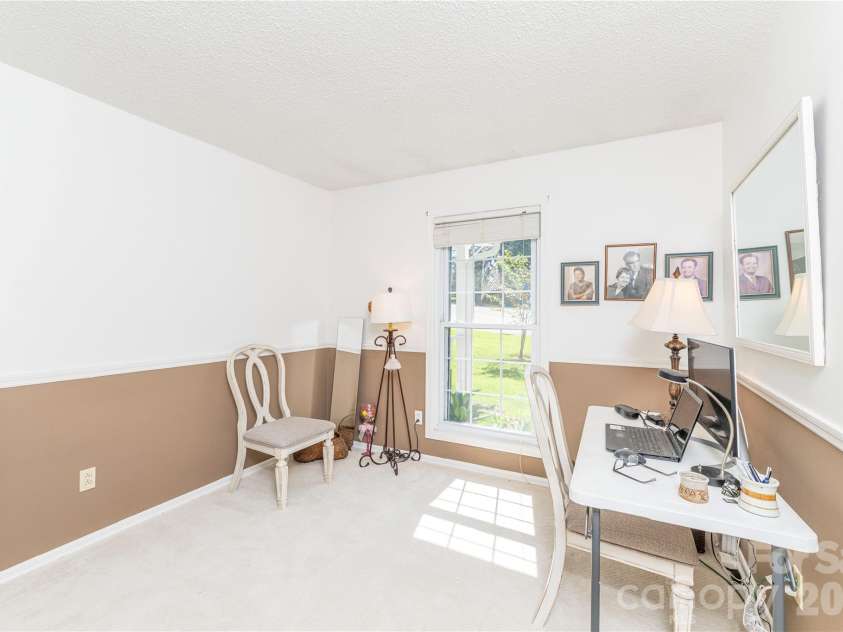 11 Crandon Court, Asheville, NC 28804.  MLS# CAR4420957, YatesRealty ID 48414. 