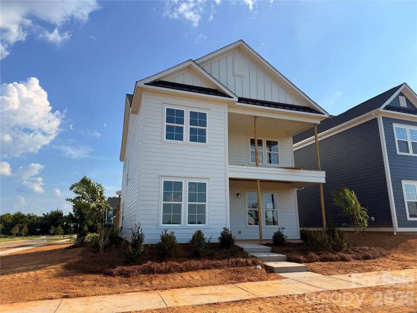 6101 Daisy Dale Drive, Pineville, NC 28134.  MLS# CAR4421100, YatesRealty ID 48415. 
