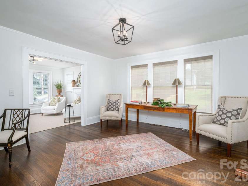 205 W Sixth Avenue, Gastonia, NC 28052.  MLS# CAR4420877, YatesRealty ID 48416. 