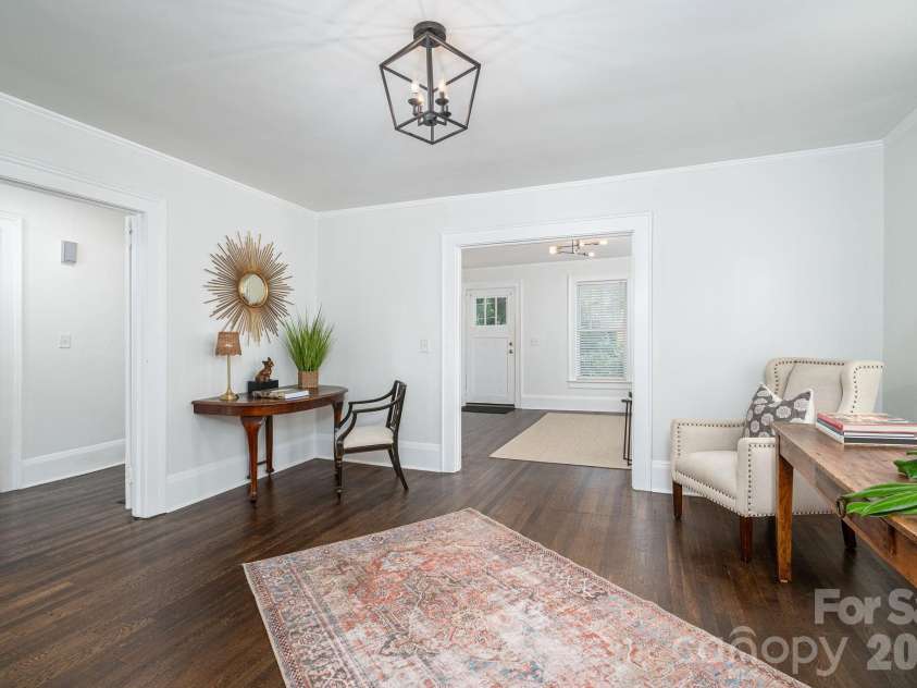 205 W Sixth Avenue, Gastonia, NC 28052.  MLS# CAR4420877, YatesRealty ID 48416. 