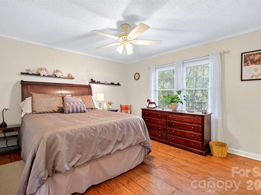 146 Cobblestone Drive, Marion, NC 28752.  MLS# CAR4420822, YatesRealty ID 48419. 