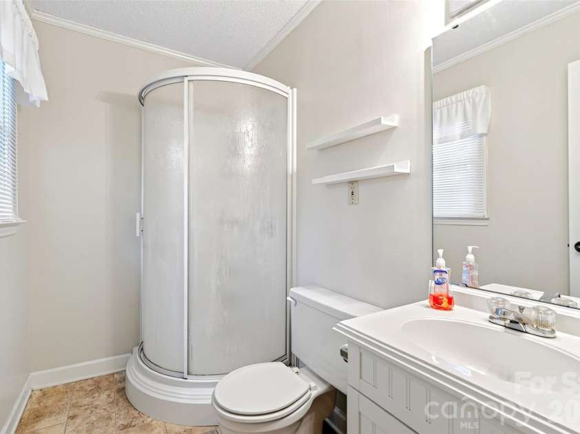 146 Cobblestone Drive, Marion, NC 28752.  MLS# CAR4420822, YatesRealty ID 48419. 