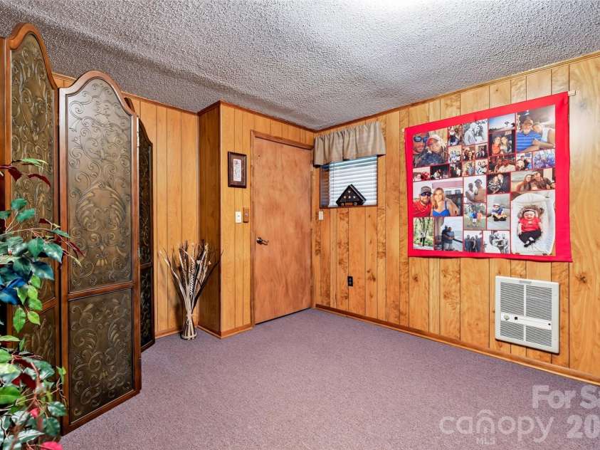 146 Cobblestone Drive, Marion, NC 28752.  MLS# CAR4420822, YatesRealty ID 48419. 