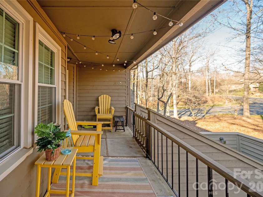 3805 Colony Crossing Drive, Charlotte, NC 28226.  MLS# CAR4335125, YatesRealty ID 4842. 