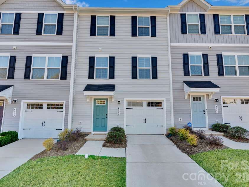 4008 Haldane Street, Charlotte, NC 28214.  MLS# CAR4420600, YatesRealty ID 48420. 
