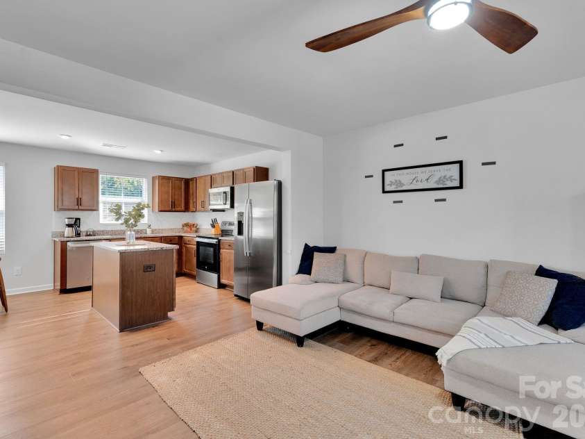 4008 Haldane Street, Charlotte, NC 28214.  MLS# CAR4420600, YatesRealty ID 48420. 