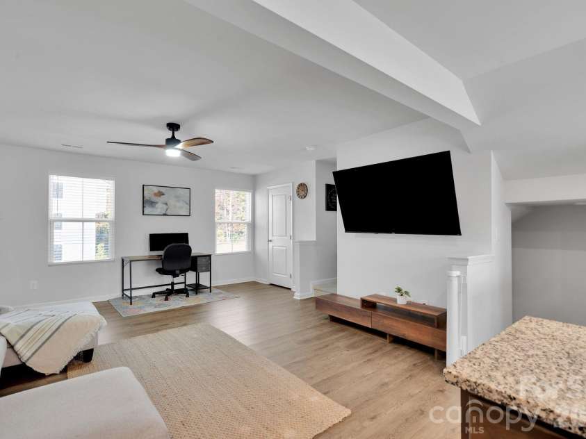 4008 Haldane Street, Charlotte, NC 28214.  MLS# CAR4420600, YatesRealty ID 48420. 