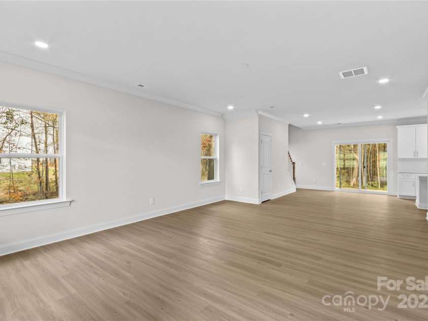 113 Titleist Drive, Statesville, NC 28677.  MLS# CAR4321320, YatesRealty ID 48421. 