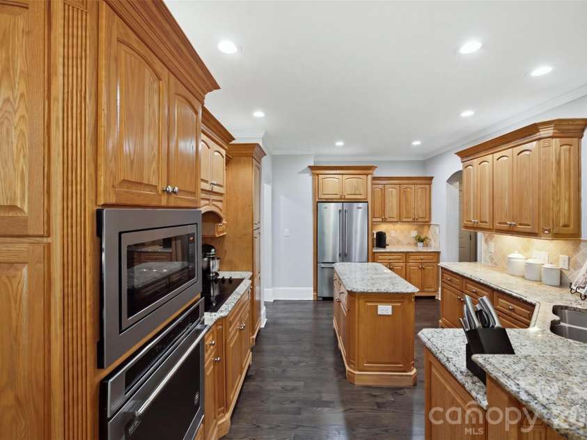 3449 Araglin Drive, Gastonia, NC 28056.  MLS# CAR4420511, YatesRealty ID 48422. 