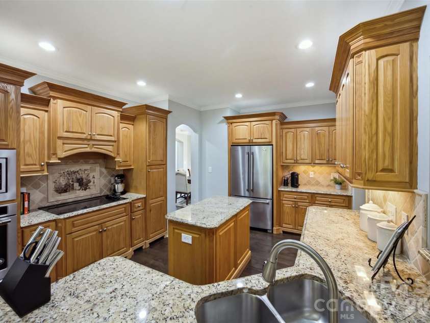 3449 Araglin Drive, Gastonia, NC 28056.  MLS# CAR4420511, YatesRealty ID 48422. 