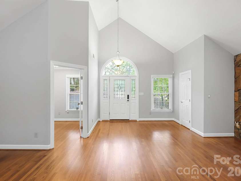 3475 Pikeview Road, Fort Mill, SC 29715.  MLS# CAR4322314, YatesRealty ID 48426. Entry