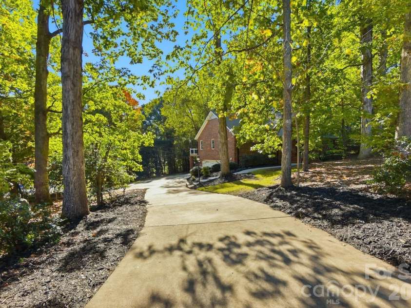 3475 Pikeview Road, Fort Mill, SC 29715.  MLS# CAR4322314, YatesRealty ID 48426. Front Gate Entrance