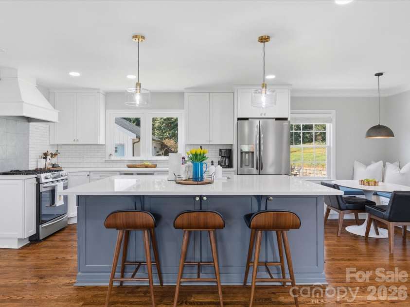 4320 Waterbury Drive, Charlotte, NC 28209.  MLS# CAR4343059, YatesRealty ID 4843. Kitchen