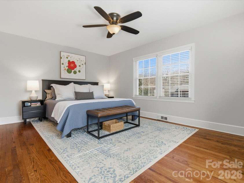 4320 Waterbury Drive, Charlotte, NC 28209.  MLS# CAR4343059, YatesRealty ID 4843. Primary