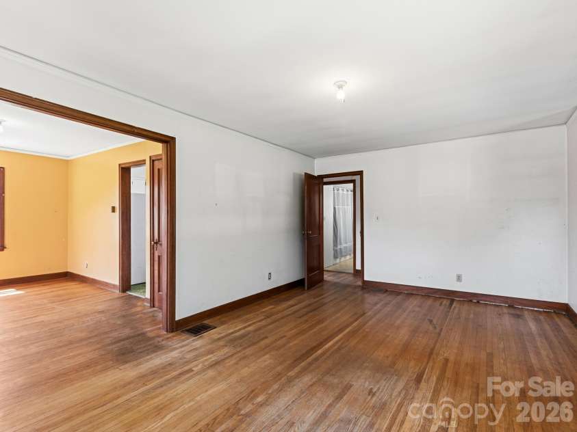1279 Charlotte Highway, Fairview, NC 28730.  MLS# CAR4421024, YatesRealty ID 48430. 