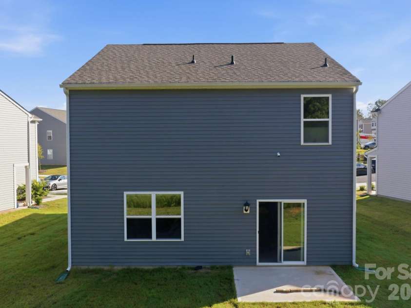 1314 37th Avenue Lane, Hickory, NC 28601.  MLS# CAR4420670, YatesRealty ID 48432. 