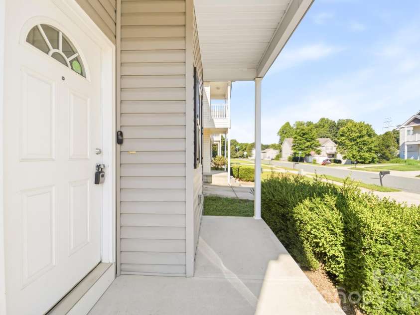 110 Lookout Point Place, Mooresville, NC 28115.  MLS# CAR4421133, YatesRealty ID 48433. 