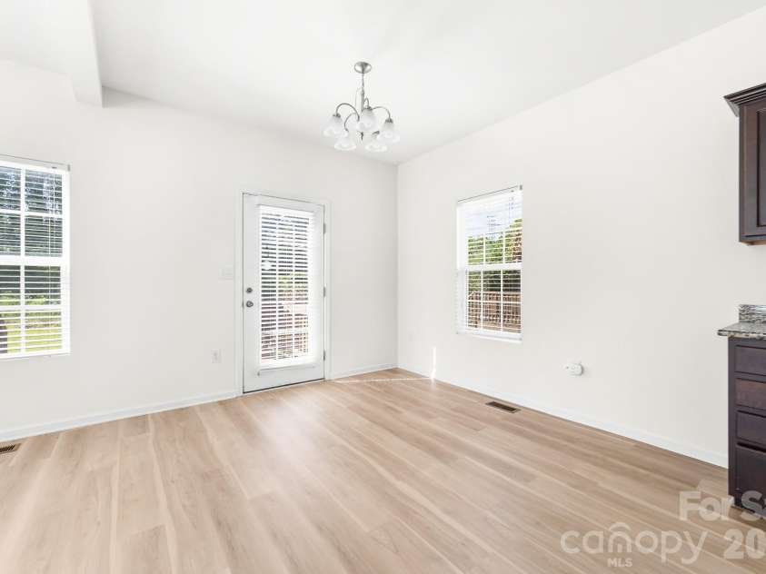 110 Lookout Point Place, Mooresville, NC 28115.  MLS# CAR4421133, YatesRealty ID 48433. 