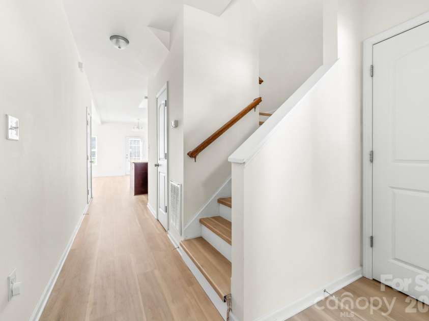 110 Lookout Point Place, Mooresville, NC 28115.  MLS# CAR4421133, YatesRealty ID 48433. 