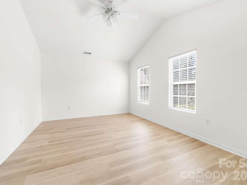 110 Lookout Point Place, Mooresville, NC 28115.  MLS# CAR4421133, YatesRealty ID 48433. 