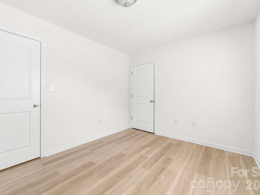 110 Lookout Point Place, Mooresville, NC 28115.  MLS# CAR4421133, YatesRealty ID 48433. 