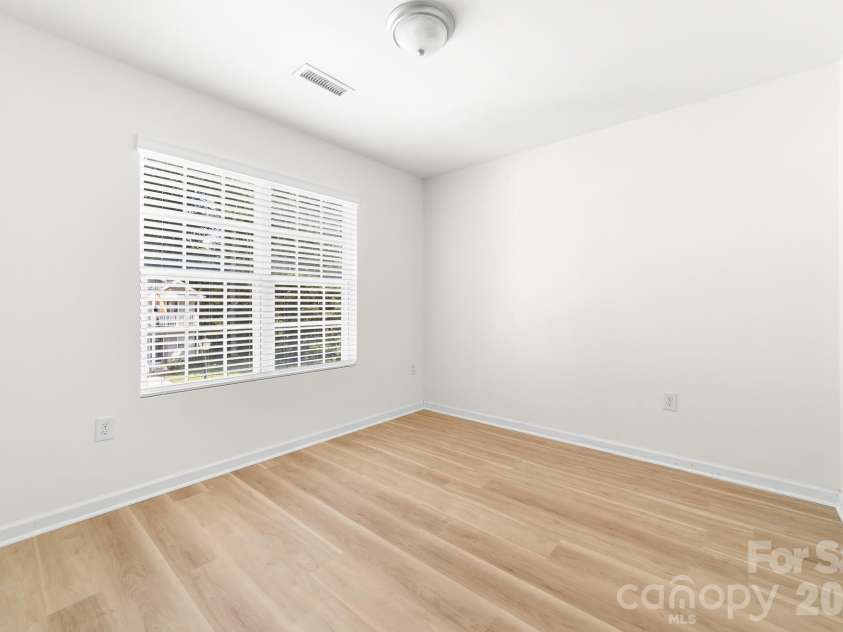 110 Lookout Point Place, Mooresville, NC 28115.  MLS# CAR4421133, YatesRealty ID 48433. 