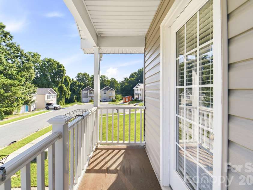 110 Lookout Point Place, Mooresville, NC 28115.  MLS# CAR4421133, YatesRealty ID 48433. 