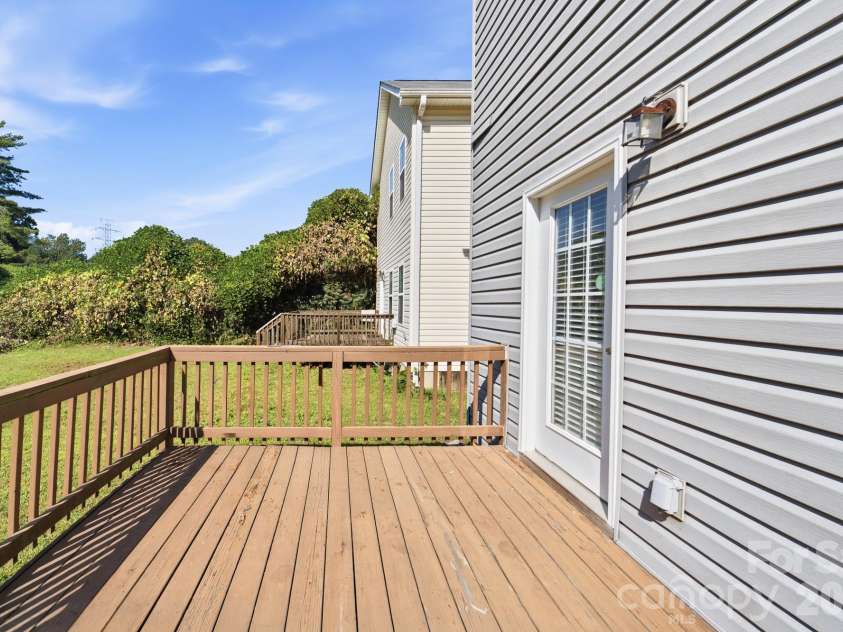 110 Lookout Point Place, Mooresville, NC 28115.  MLS# CAR4421133, YatesRealty ID 48433. 