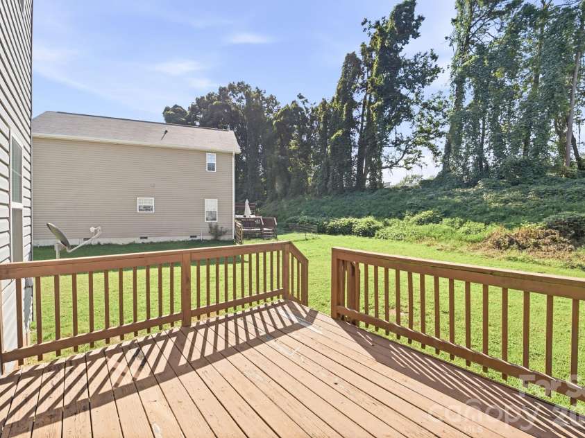 110 Lookout Point Place, Mooresville, NC 28115.  MLS# CAR4421133, YatesRealty ID 48433. 