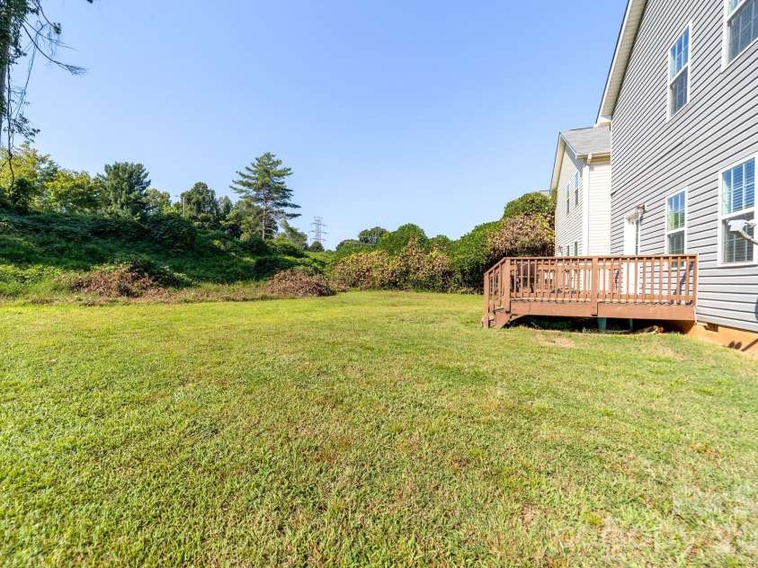 110 Lookout Point Place, Mooresville, NC 28115.  MLS# CAR4421133, YatesRealty ID 48433. 