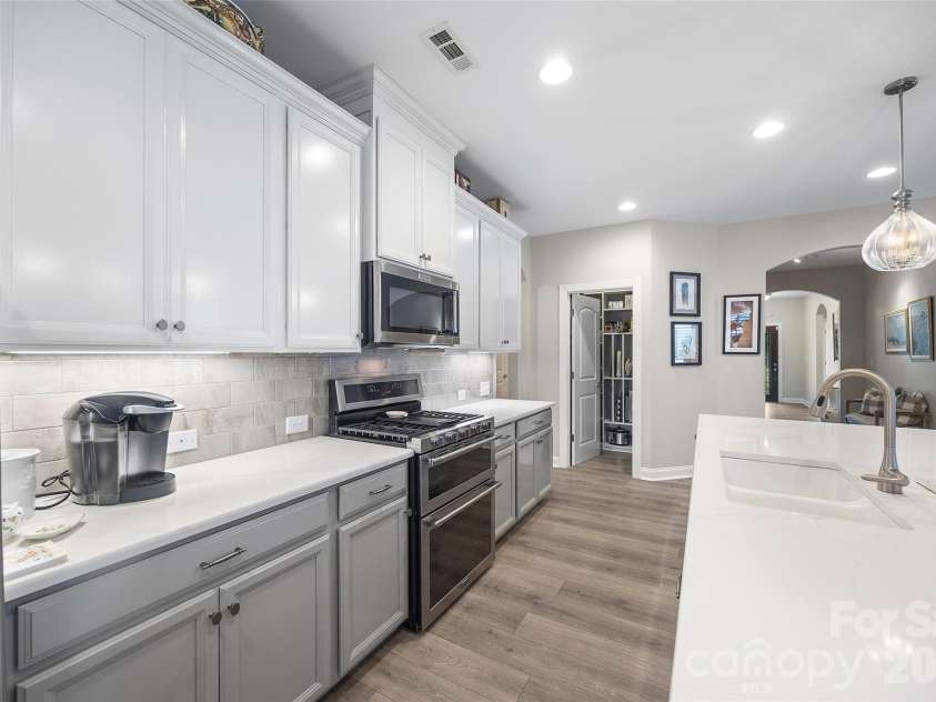 420 Trillium Way, Belmont, NC 28012.  MLS# CAR4418371, YatesRealty ID 48439. 