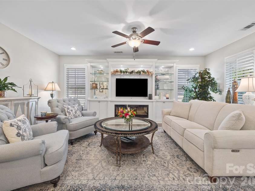 420 Trillium Way, Belmont, NC 28012.  MLS# CAR4418371, YatesRealty ID 48439. 
