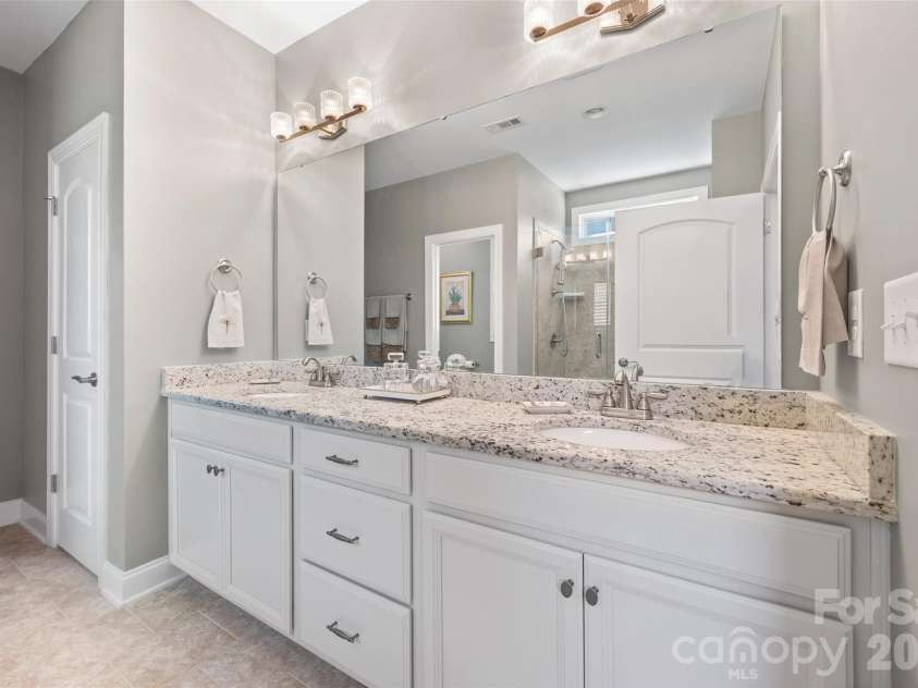 420 Trillium Way, Belmont, NC 28012.  MLS# CAR4418371, YatesRealty ID 48439. 