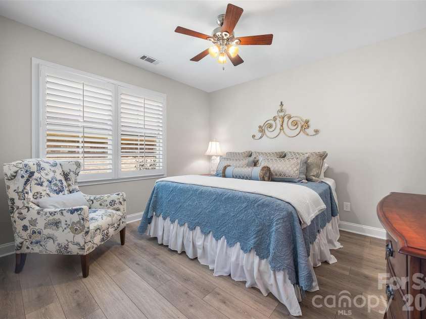 420 Trillium Way, Belmont, NC 28012.  MLS# CAR4418371, YatesRealty ID 48439. 