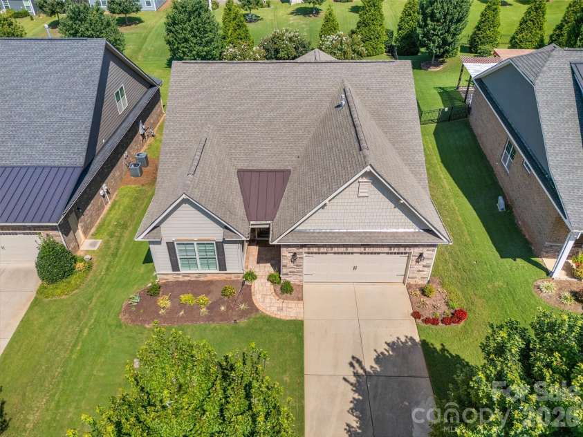 420 Trillium Way, Belmont, NC 28012.  MLS# CAR4418371, YatesRealty ID 48439. 