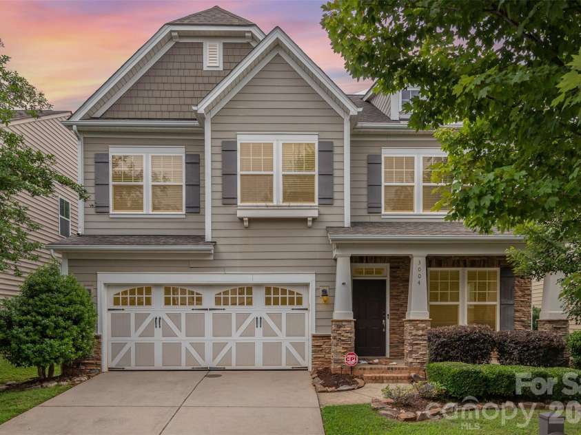 3004 Fallondale Road, Waxhaw, NC 28173.  MLS# CAR4350601, YatesRealty ID 4844. 