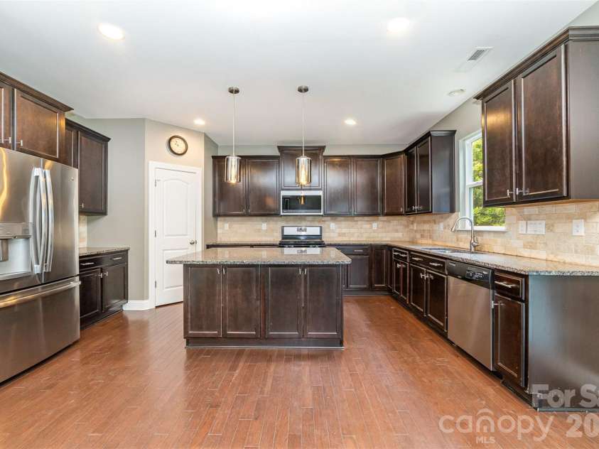 3004 Fallondale Road, Waxhaw, NC 28173.  MLS# CAR4350601, YatesRealty ID 4844. 