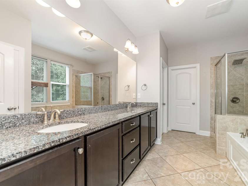 3004 Fallondale Road, Waxhaw, NC 28173.  MLS# CAR4350601, YatesRealty ID 4844. 