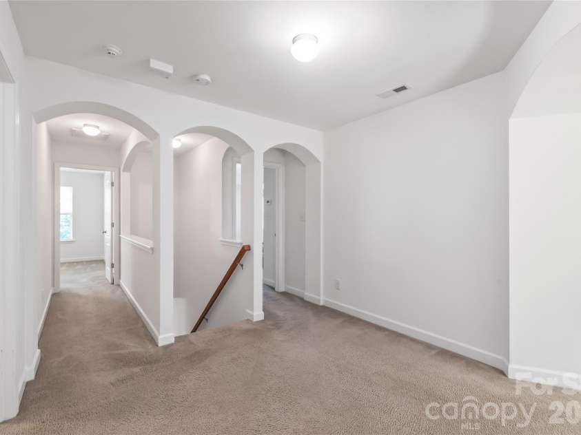 6404 Lanzerac Manor Drive, Charlotte, NC 28269.  MLS# CAR4415677, YatesRealty ID 48440. 