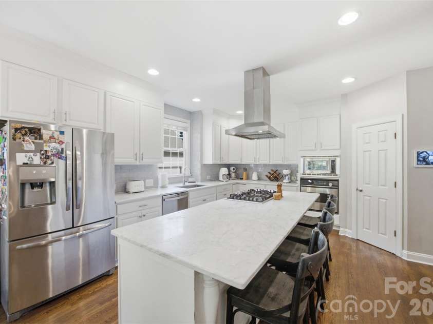 10104 Devonshire Drive, Huntersville, NC 28078.  MLS# CAR4419902, YatesRealty ID 48442. 
